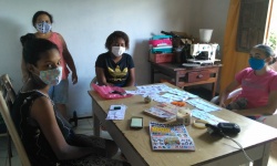 Agricultoras do Grupo Raízes da Terra promovem oficinas de artesanato durante a pandemia